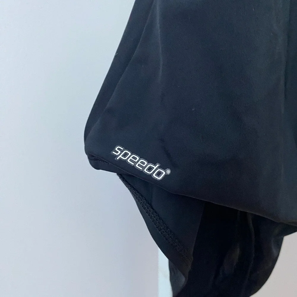 Speedo Sporty Chic Ruched Slimming Athletic One Piece Swimsuit 6 Black